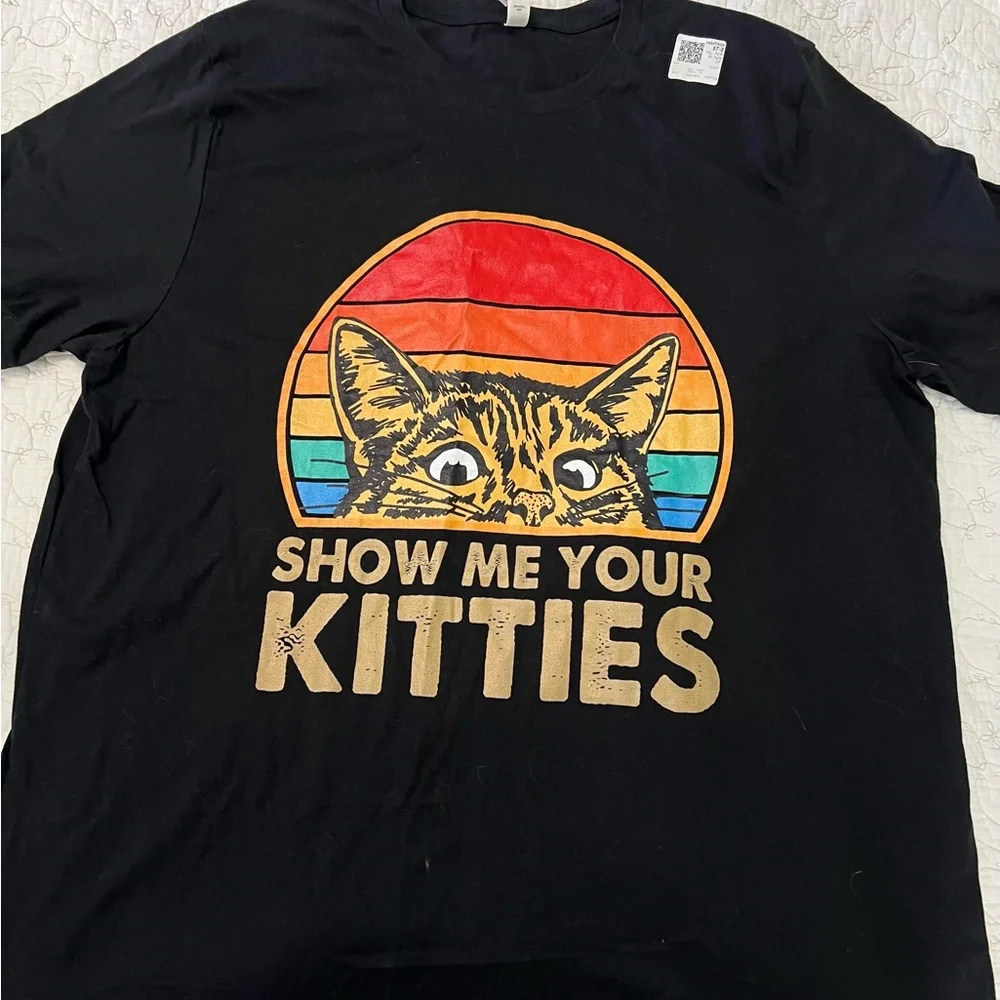 Black Cat Graphic T-Shirt